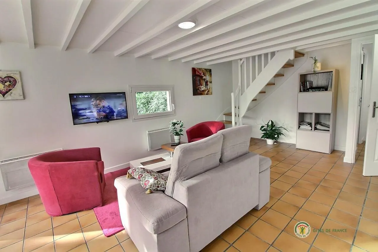 Vakantiehuis At The Gite Du Bois Damore In A Quiet Area 2,5Km From The City - From The Sea Plourivo